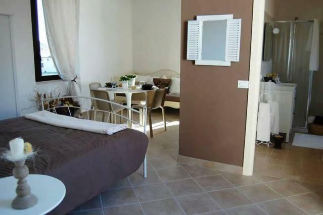 La Casa Bianca Apartman Roe Kültér fotó