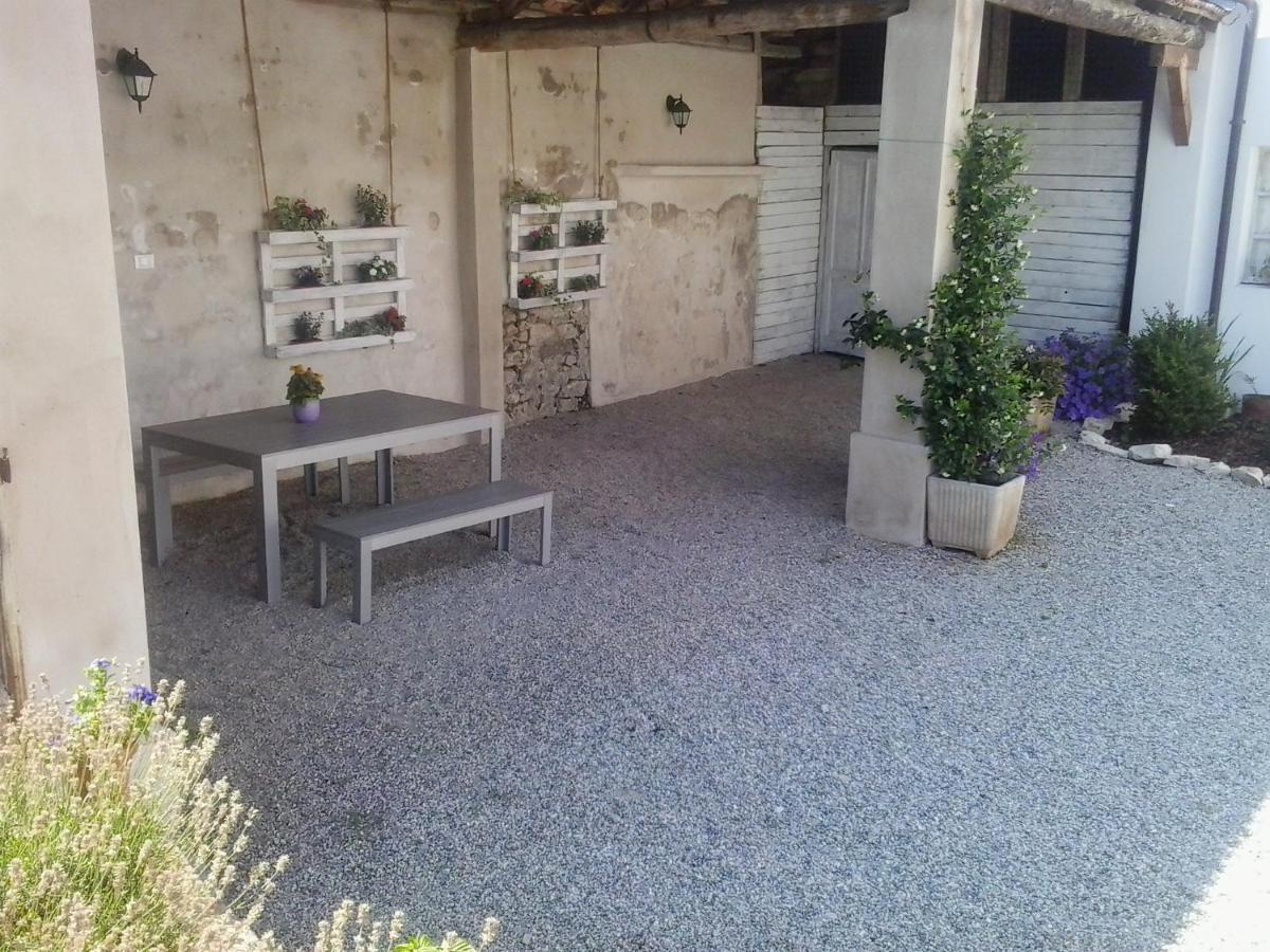 La Casa Bianca Apartman Roe Kültér fotó